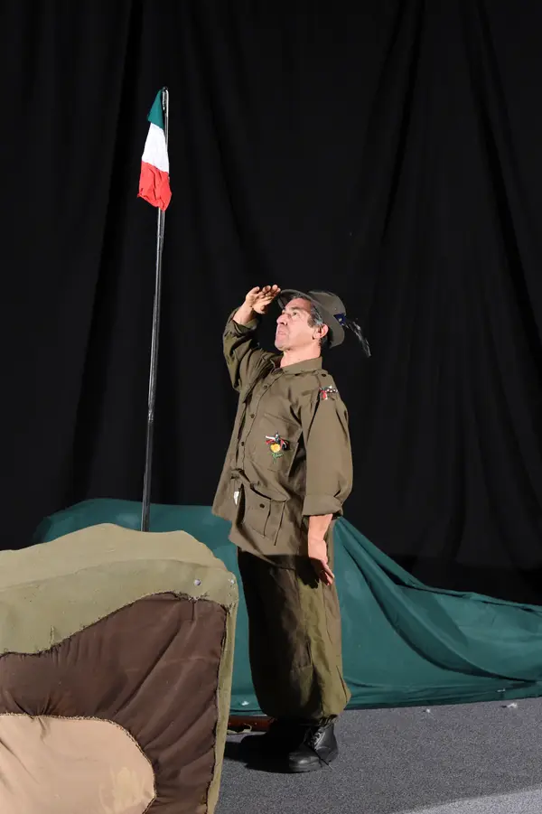 La Grande Guerra e il piccolo alpino - la fede alla bandiera